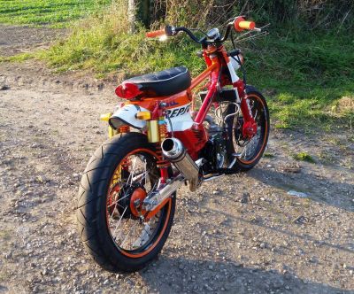 Custom Repsol Honda C90 Cub