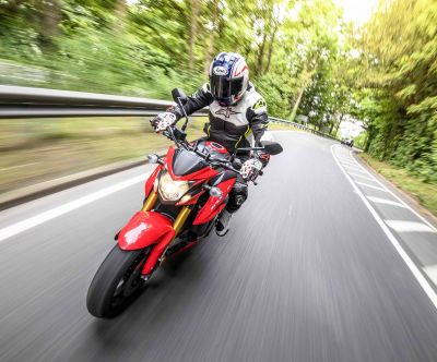 Suzuki GSX-S750 2017 Review