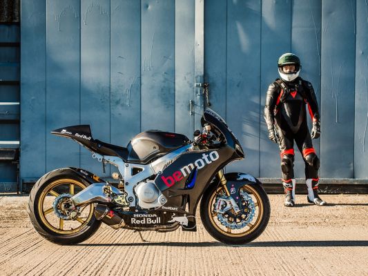 Modern Classics Honda Vtr1000 Firestorm Bemoto