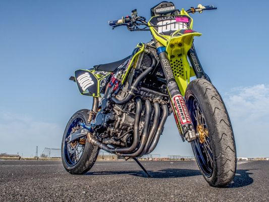 Dirt bike 700cc deals