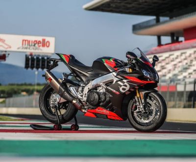 2020 Aprilia RSV4 1100 Factory First Ride