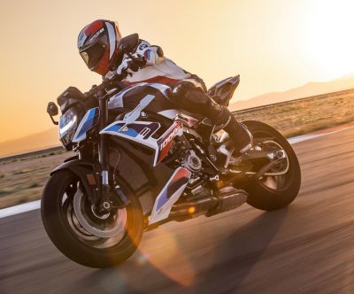 2023 BMW M 1000 R