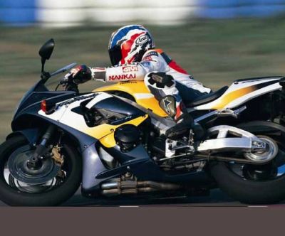 Watchlist Wednesday Honda FireBlade CBR929RR-Y (2000-2001)