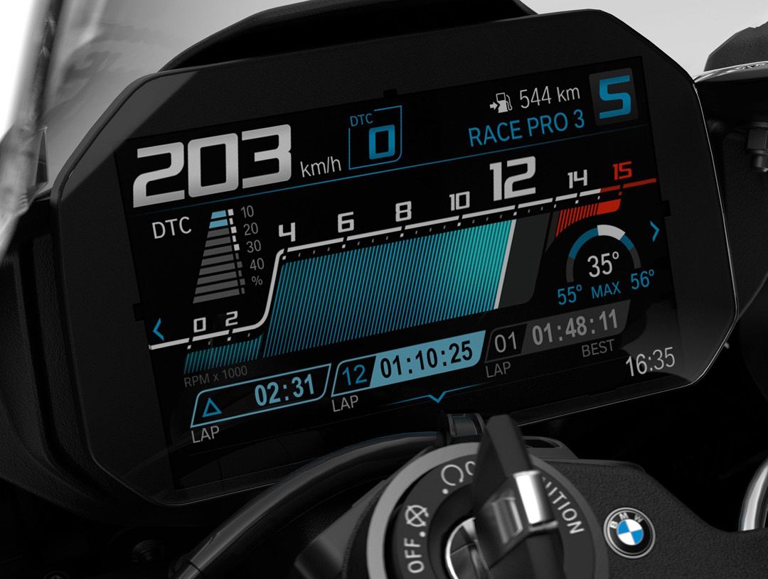 2023 BMW S 1000 RR dash display TFT