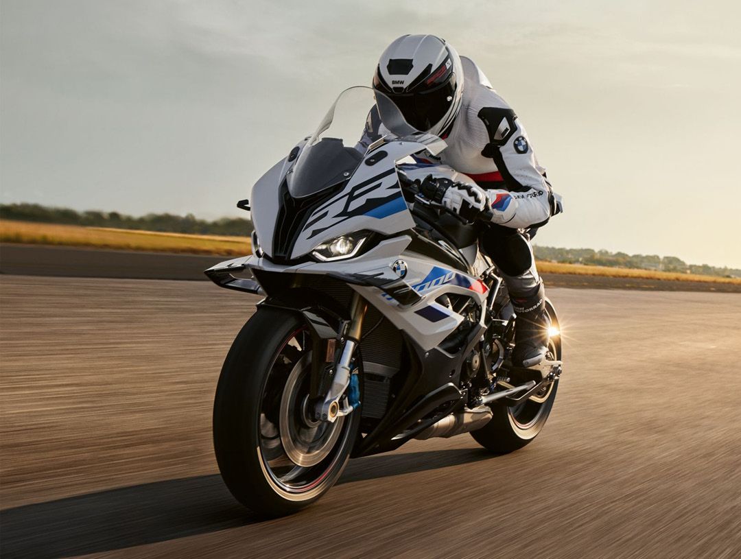 BMW S1000RR Review, British GQ