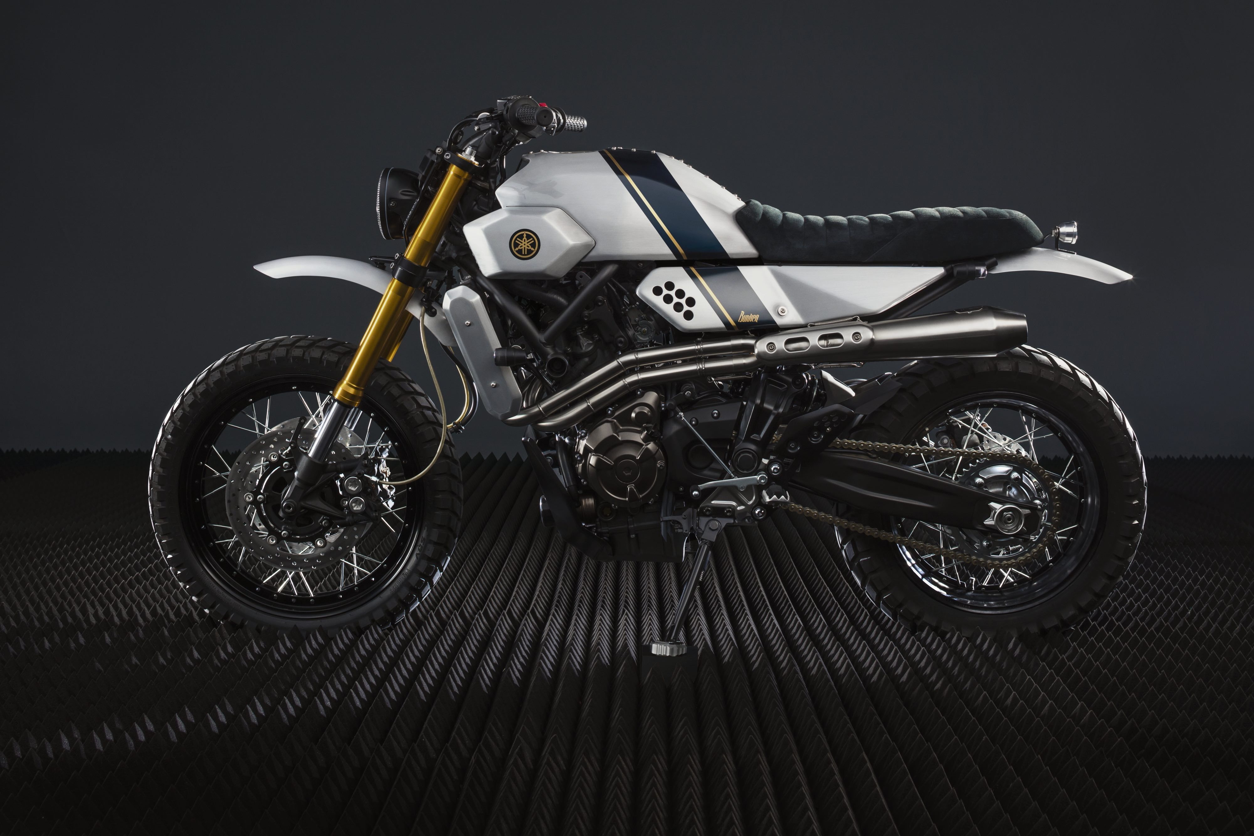 Yamaha XSR700 Tracker