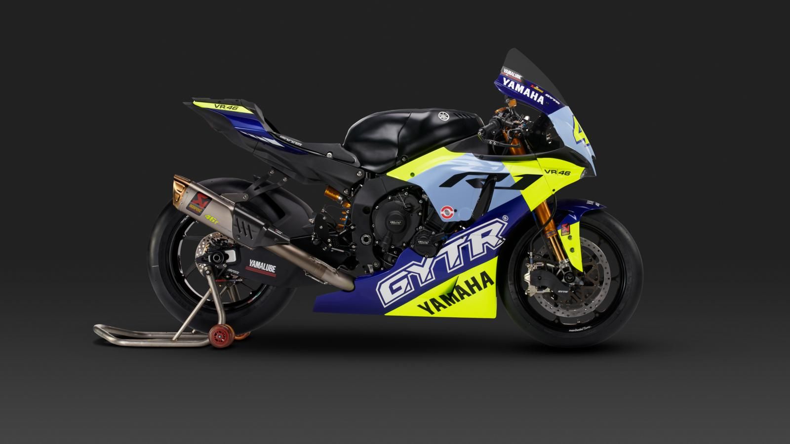 R1 GYTR VR46 static right side