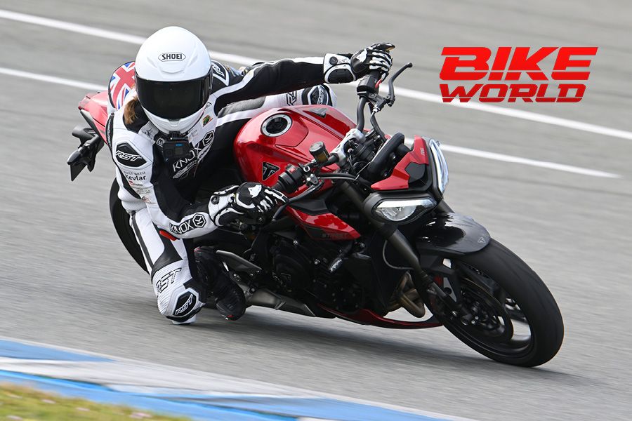 2023 Triumph Street Triple 675 RS Cornering on Track