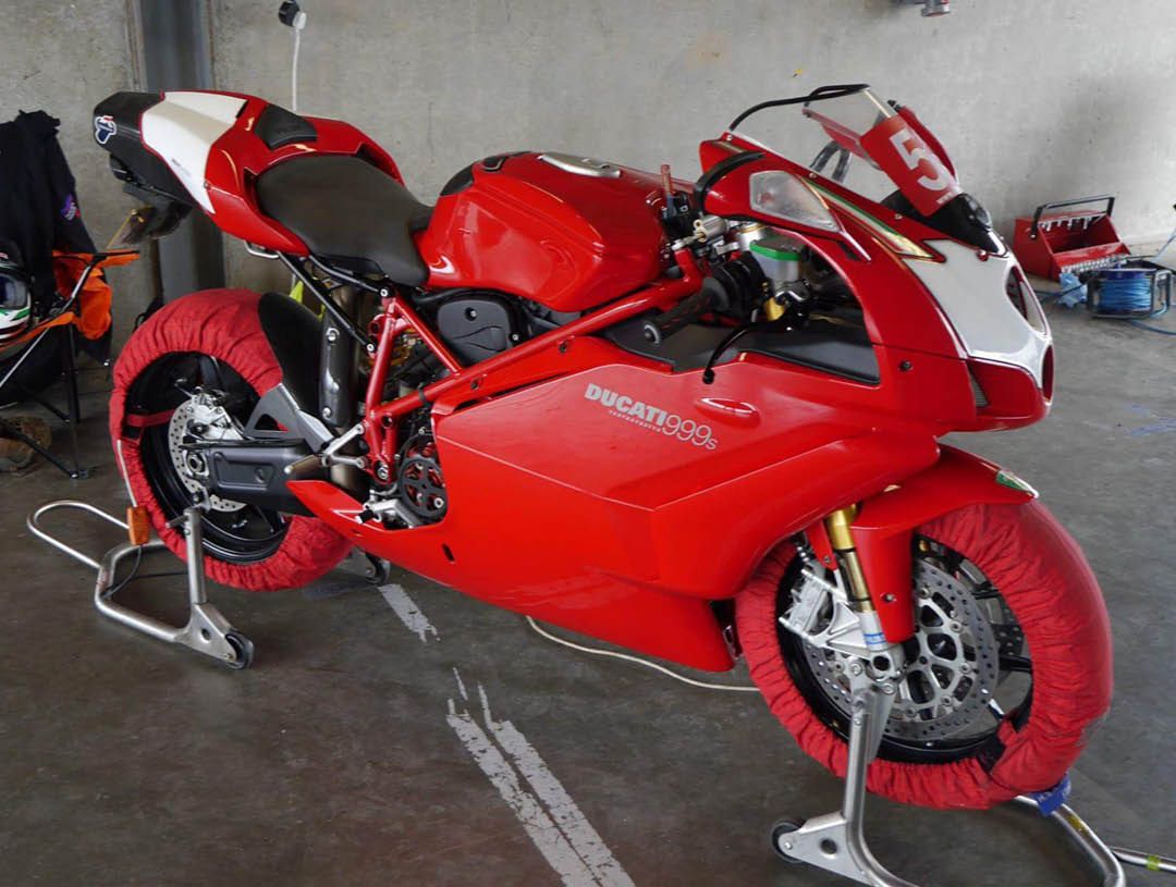 Ducati 999S track day