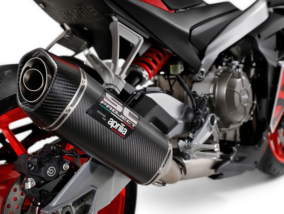 Aprilia RS660 Extrema right side studio static SC Project exhaust