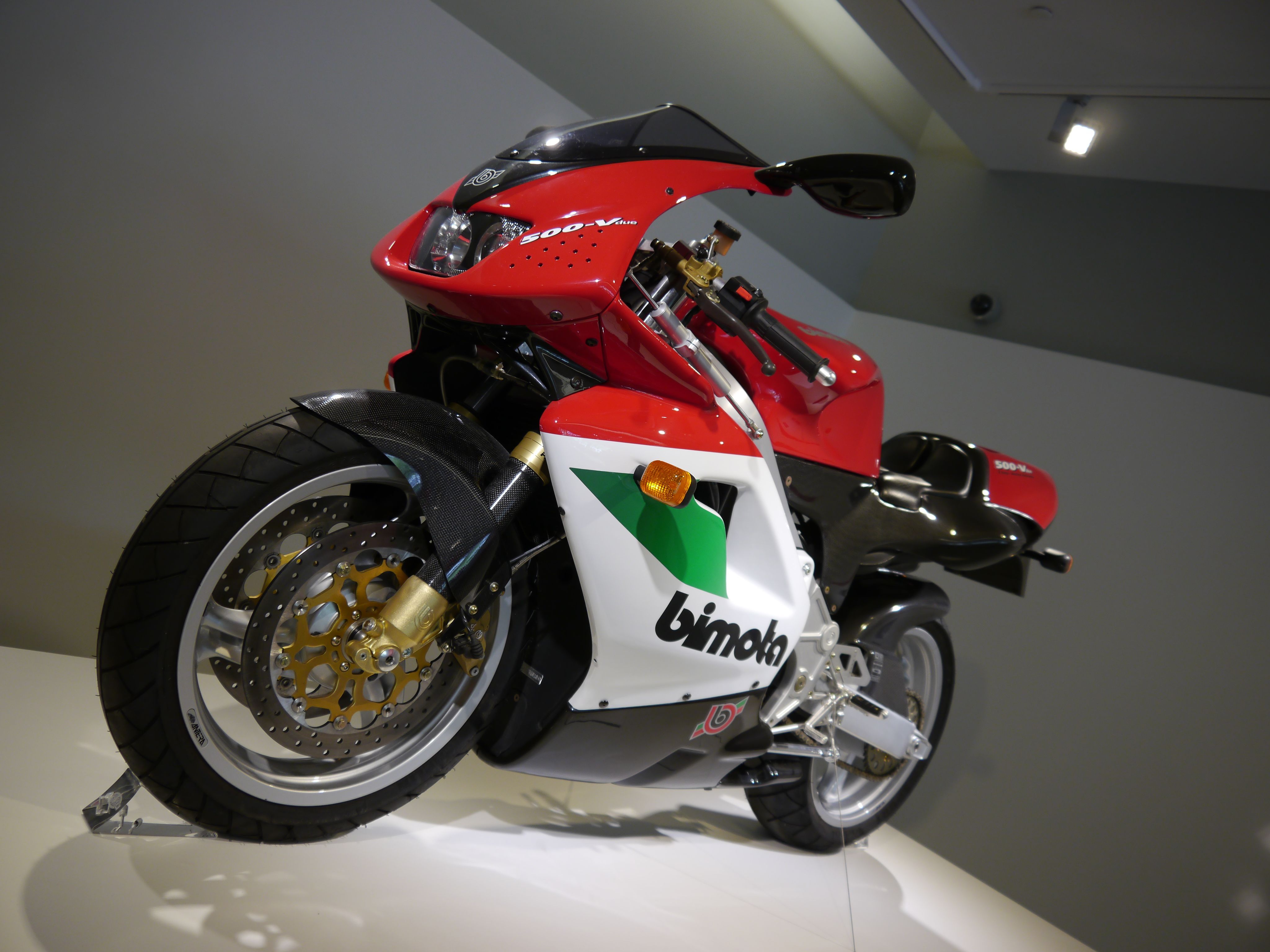 Bimota V-due