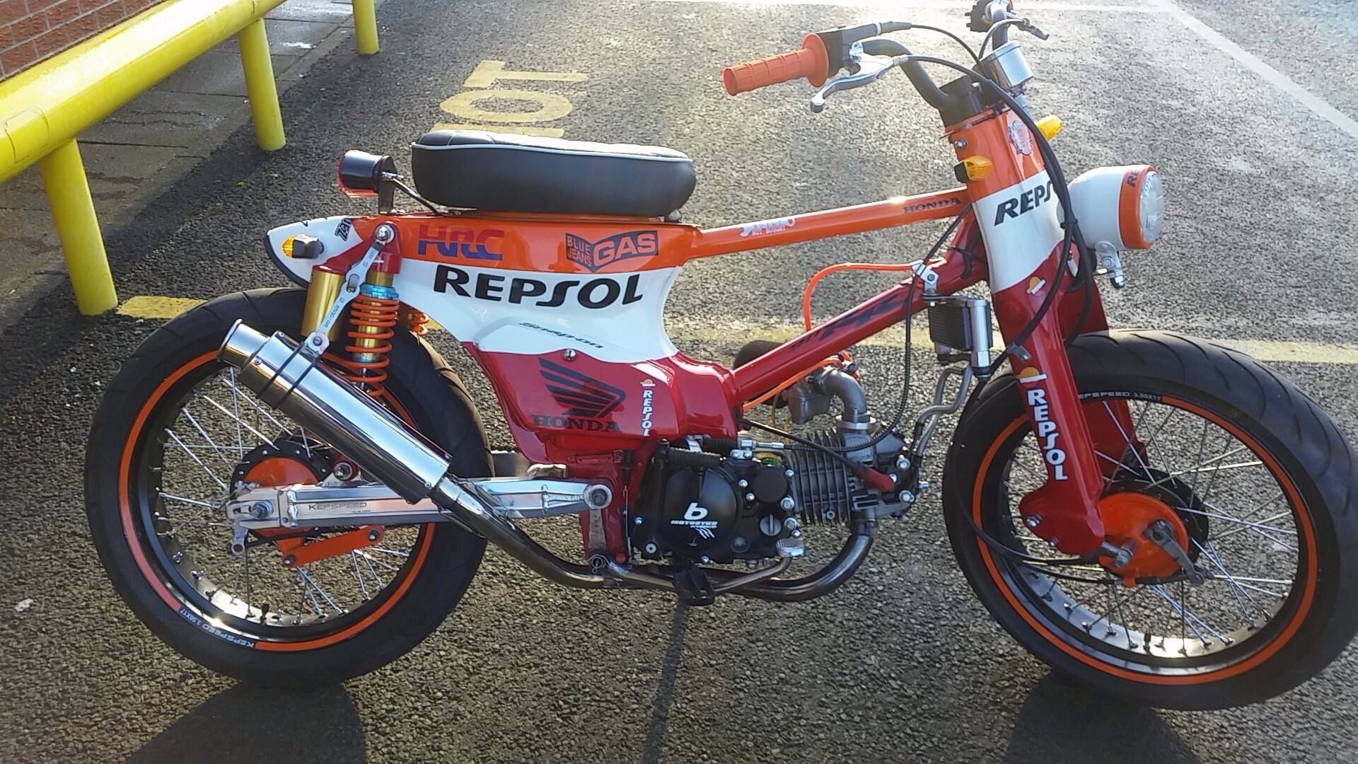 Repsol Honda Cub C90