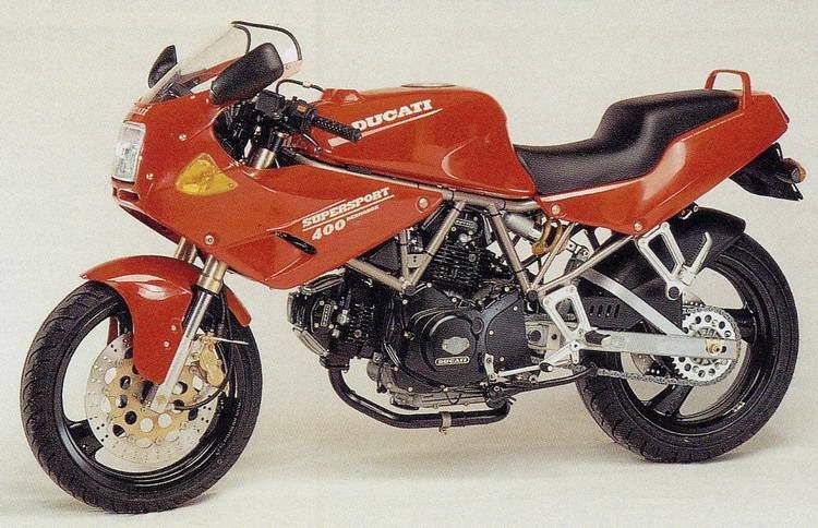 Ducati 400ss motorcycle from 1991 in red