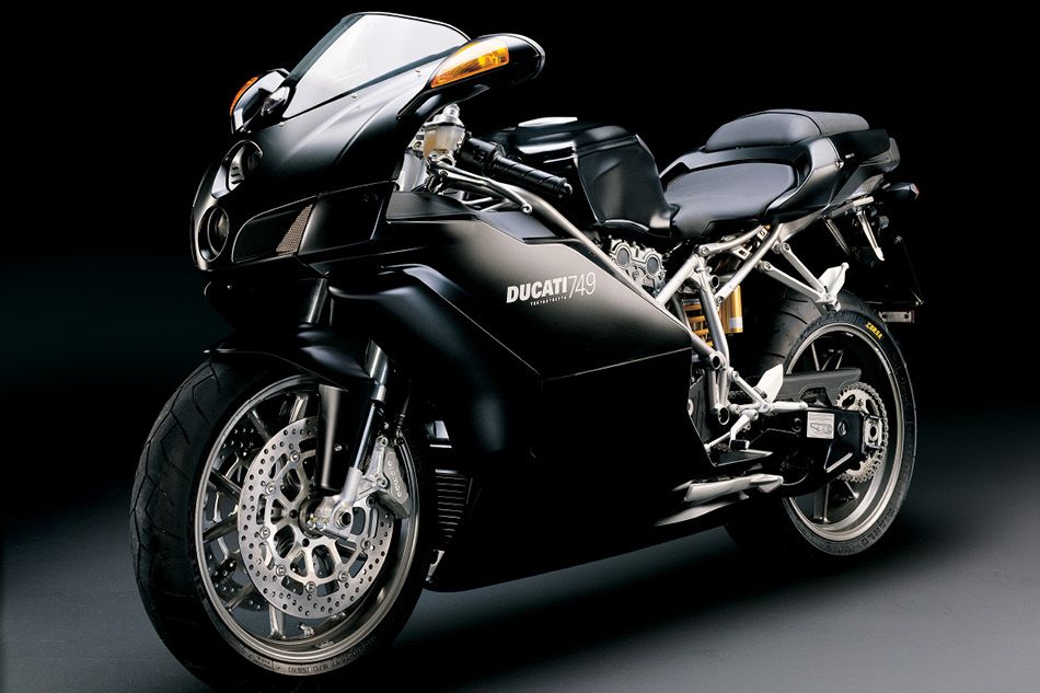 Ducati 749 Dark