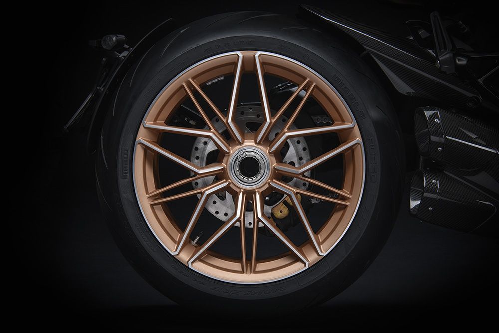 Ducati Diavel 1260 Lamborghini forged wheel close up