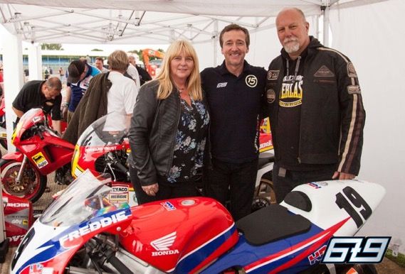 Freddie Spencer meeting the winner of the BeMoto Legendary Day BeLotto prize draw