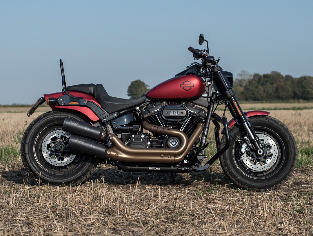 Harley-Davidson Fat Bob red side static exhaust
