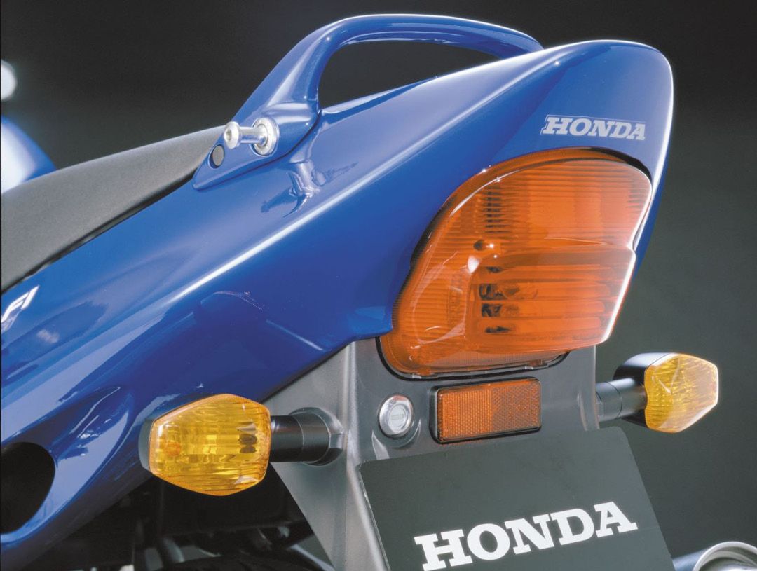 Honda Blackbird CBR1100XX blue studio static tail light grab rail pillion