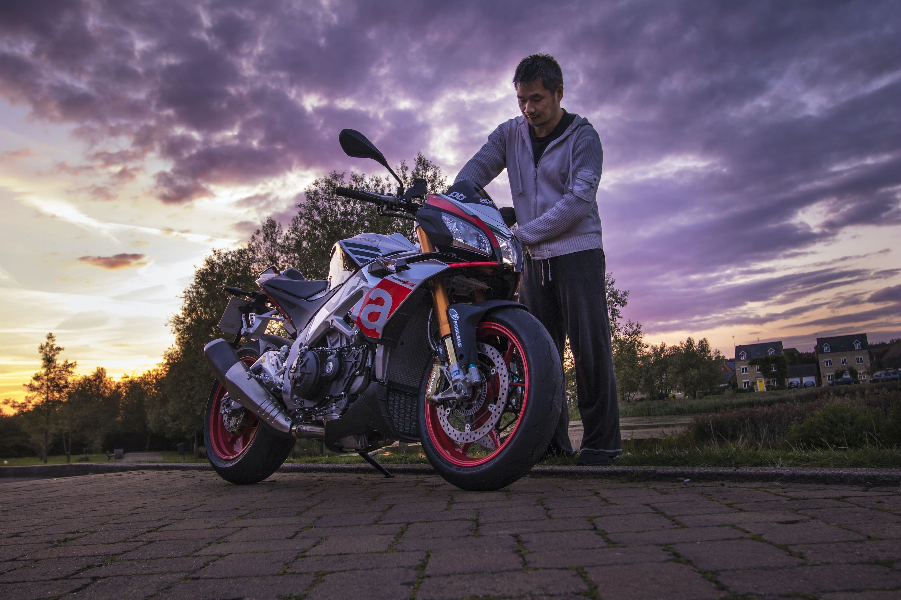 Aprilia Tuono V4 sunset static photo