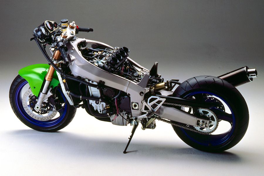 Kawasaki ZX-7RR 1996 studio static strip down engine carburettors photo from Kawasaki Europe