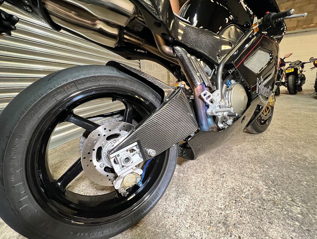 Mondial Piega Black carbon fibre swingarm