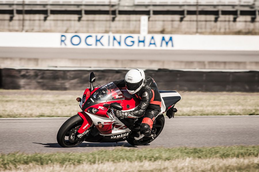 R7 OW-02 at Rockingham on track