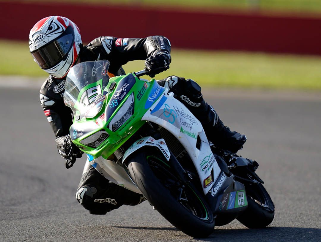 Kawasaki Ninja 400 Tom Booth-Amos ridden by Luke Brackenbury Donington Park image by Tim Keeton / Impact Images