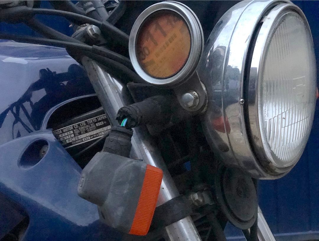 Honda CB500 1996 blue headlight indicator broken tax disc