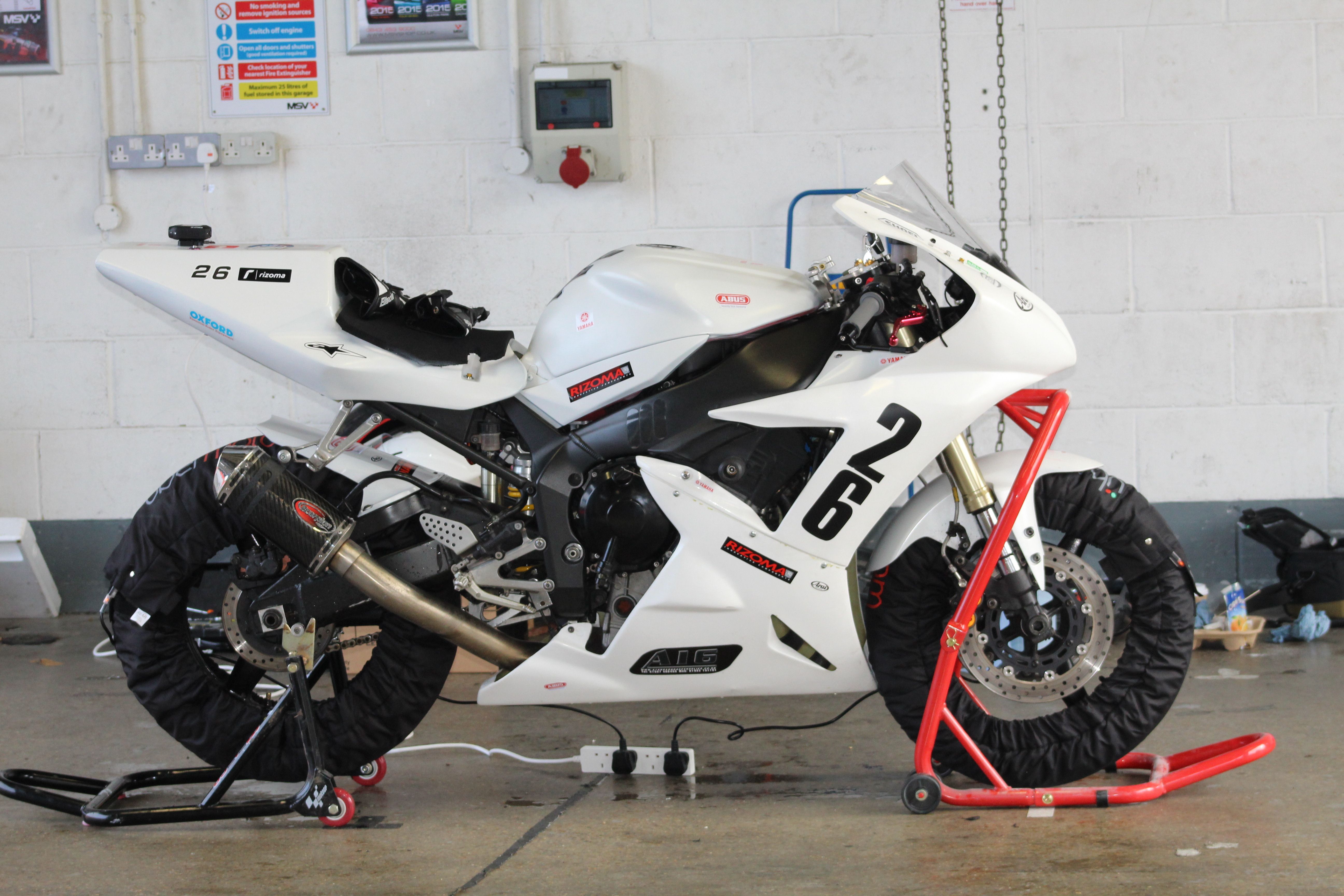 BeMoto Yamaha YZF-R1 Track Bike