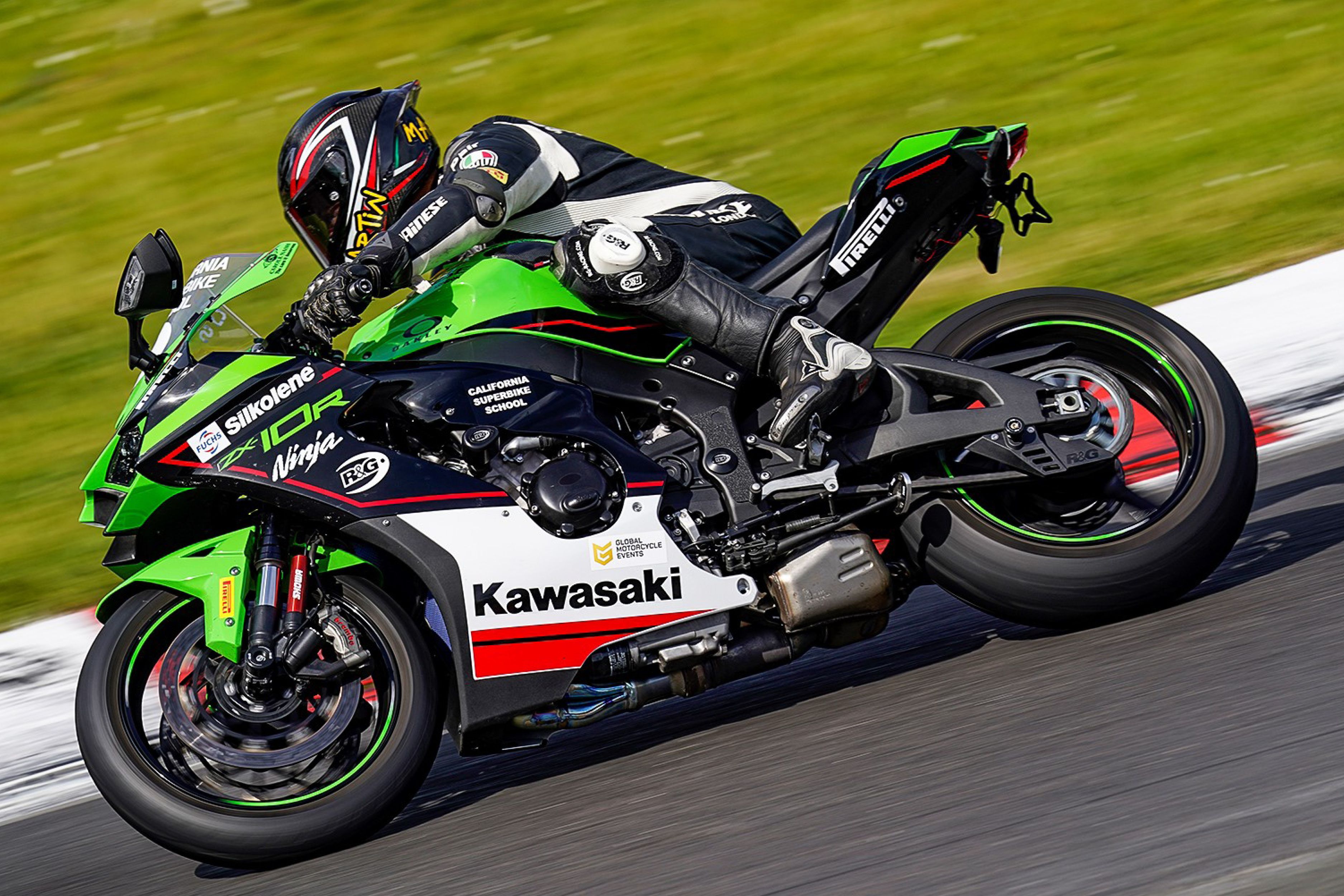 R&G Sponsored Kawasaki Ninja on track