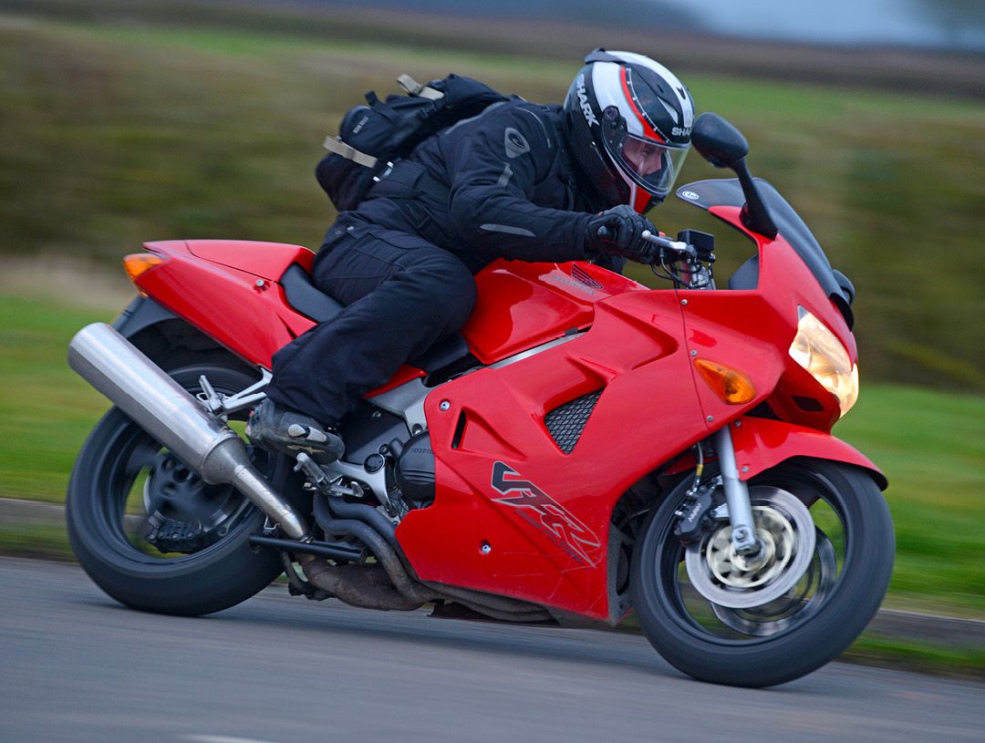 Honda VFR800i action Richard Newland