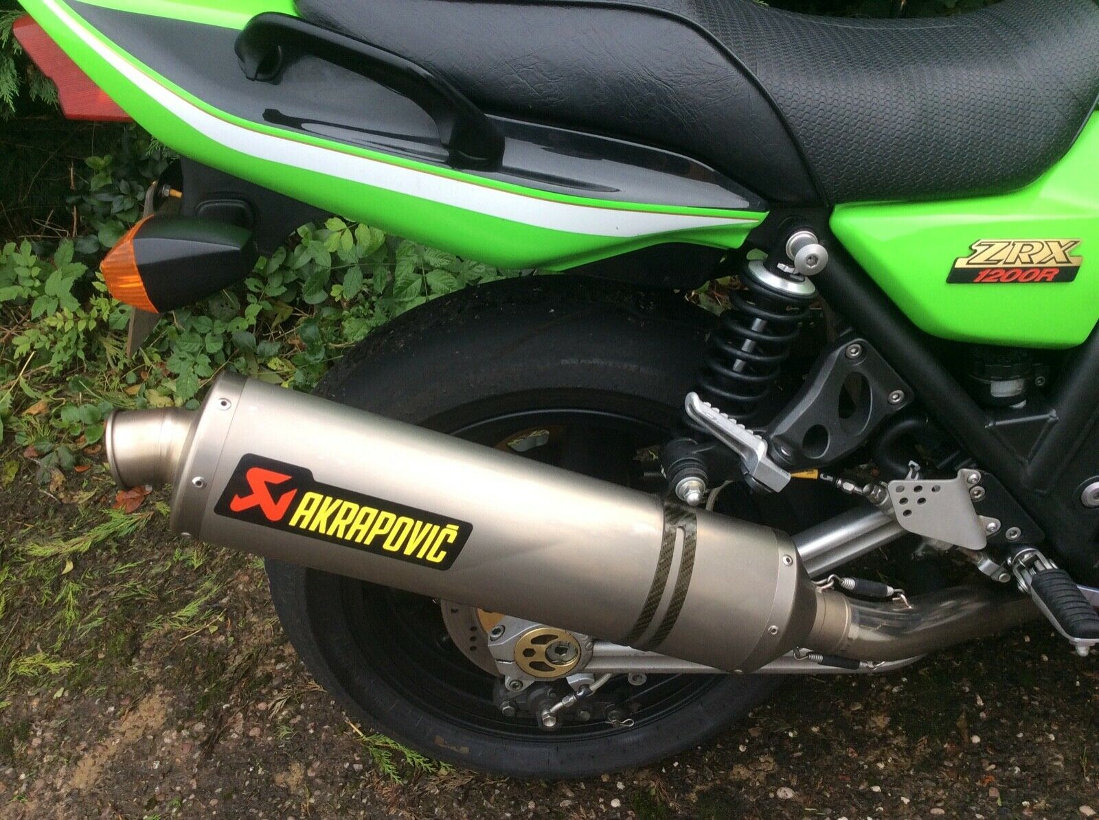 Kawasaki ZRX1200 Akrapovic exhaust