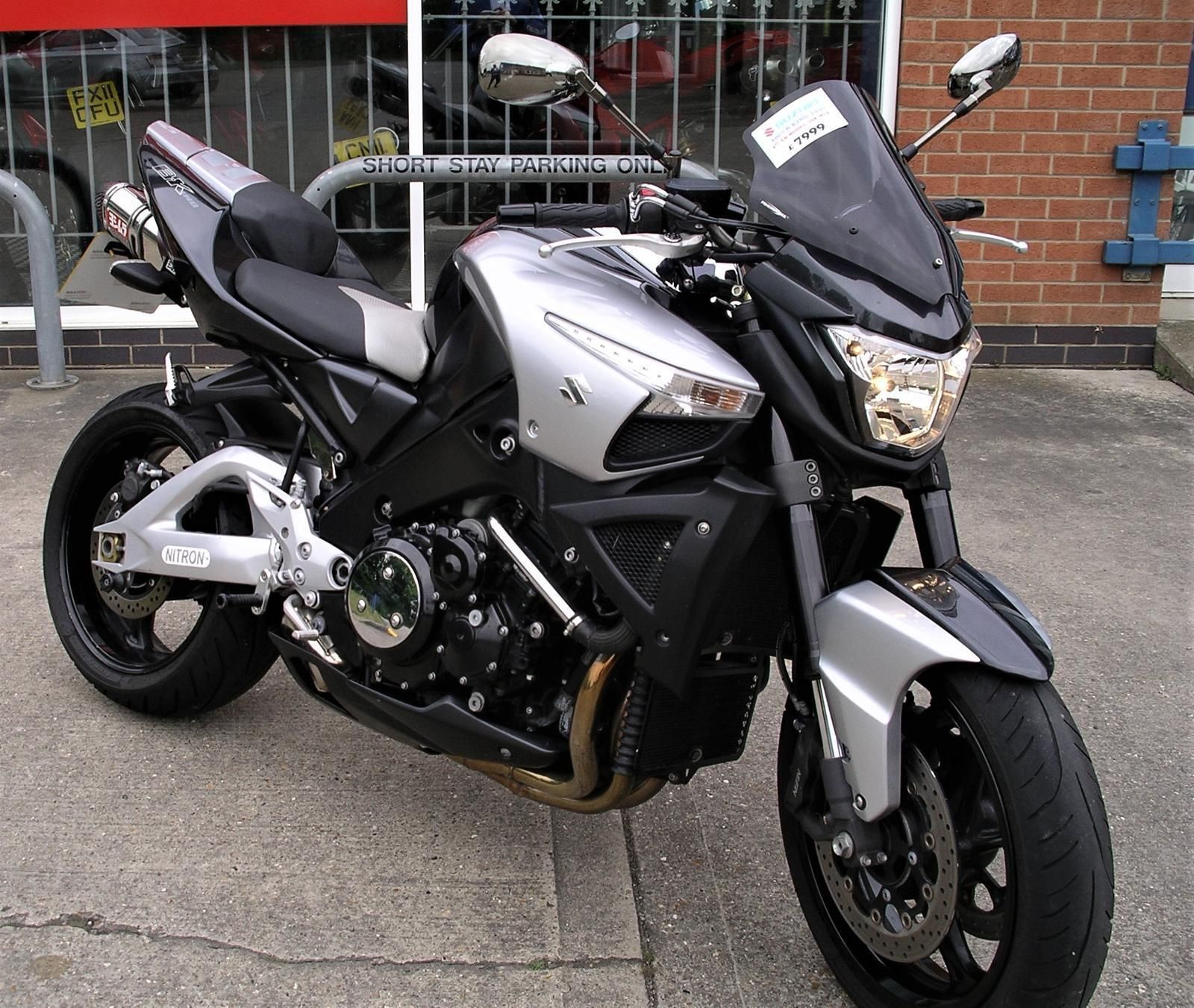 Suzuki GSX1300 B-King