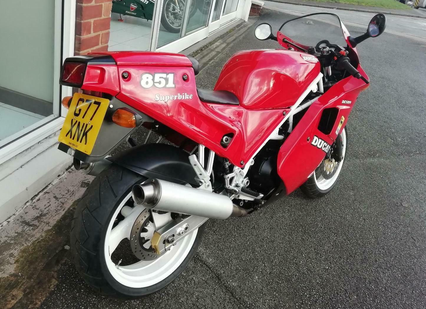 Ducati 851 red static photo rear three quarter angle 