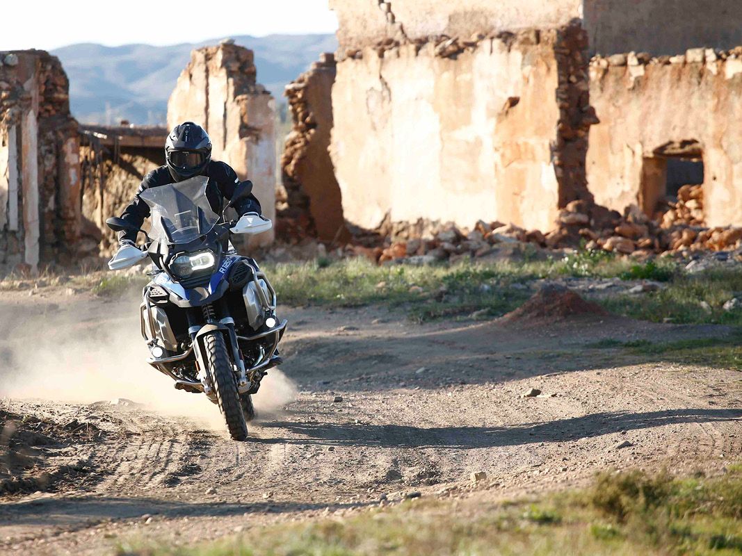 BMW R1250 GS Adventure off road riding