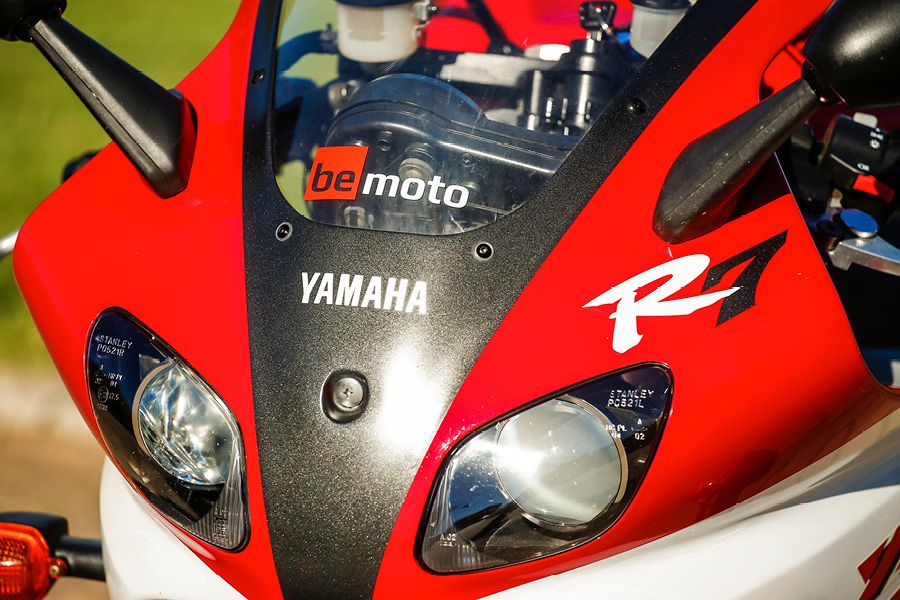 Yamaha OW02 YZF-R7 Superbike homologation special