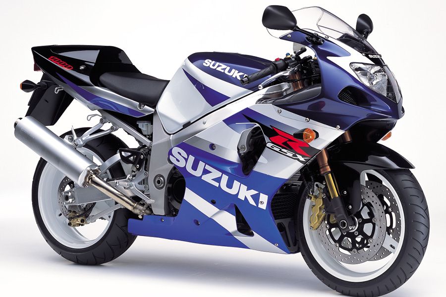 Suzuki GSX-R1000 K2 front view