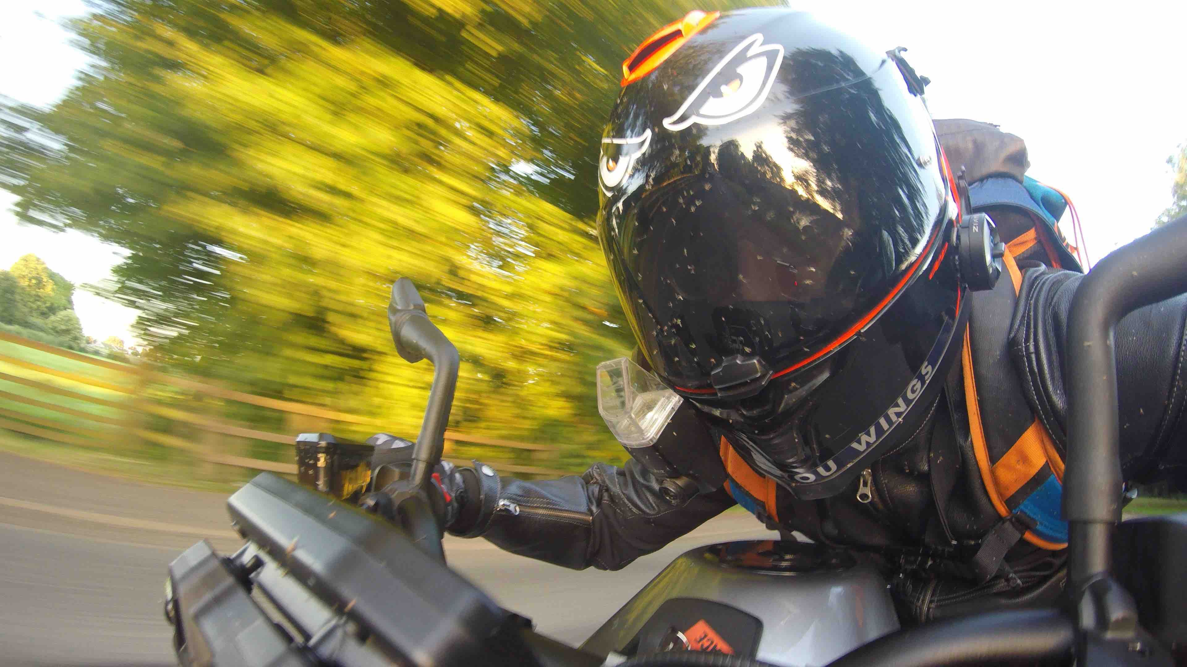 Having fun on the KTM 790 Duke