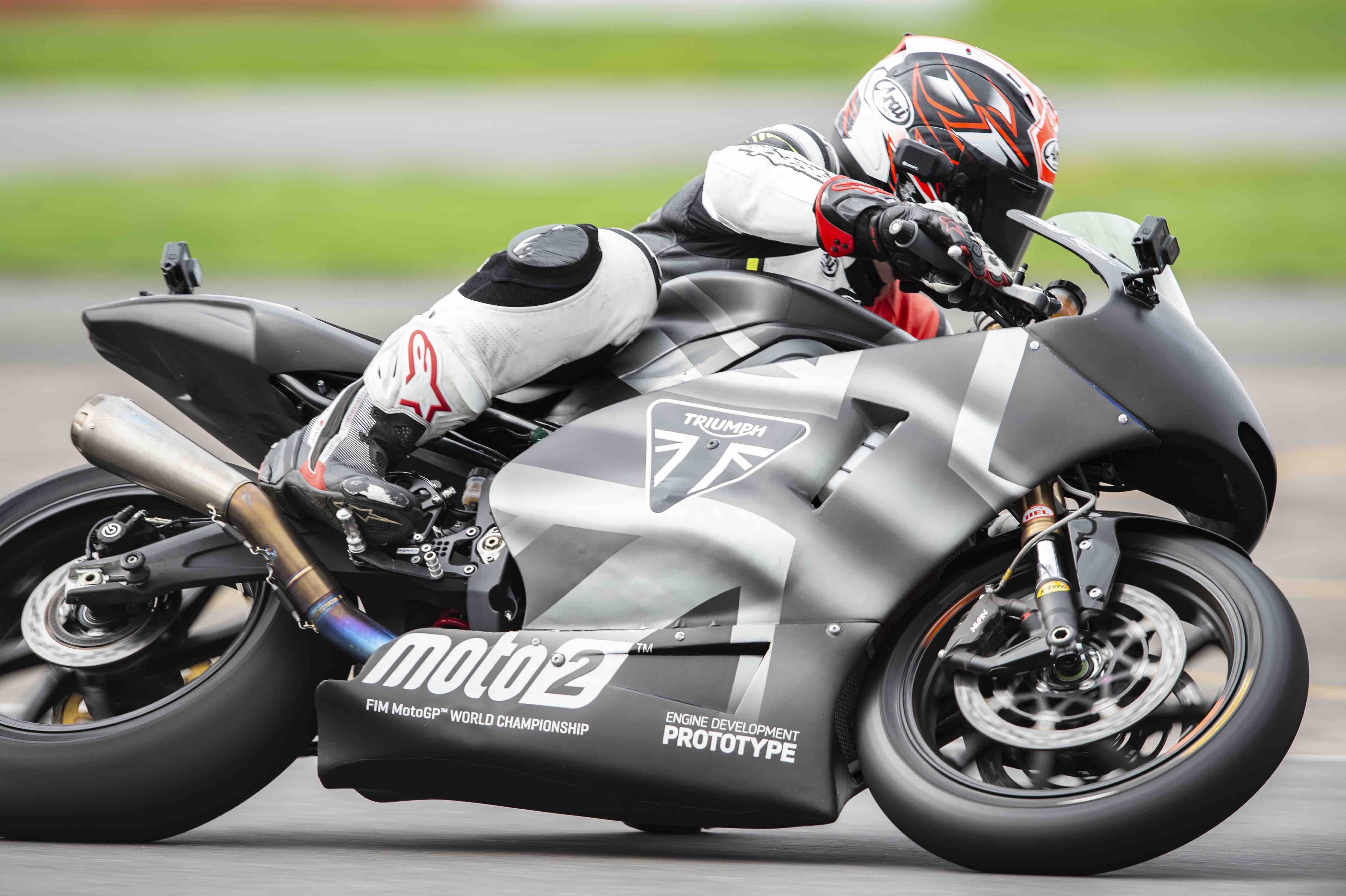 Alan Dowds Riding Triumph Moto2 765