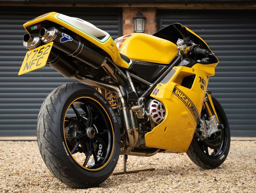 Ducati 748 modified 