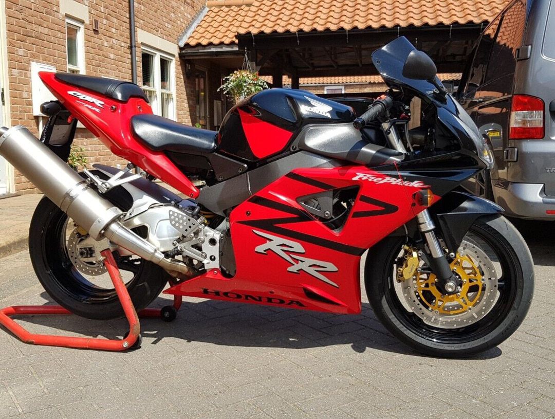 Honda FireBlade 954 red black static right side exhaust