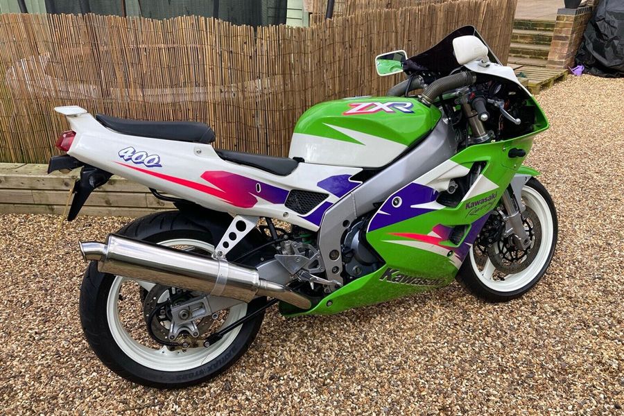 Kawasaki ZXR400 L right side