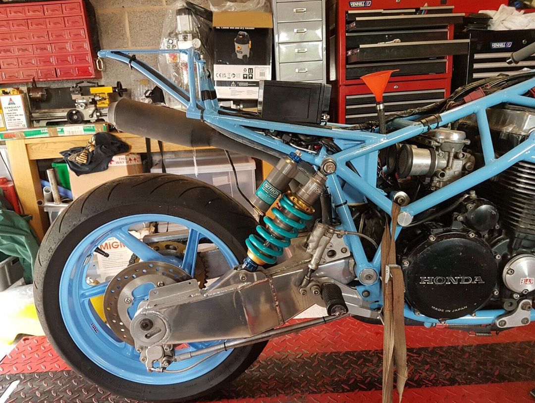 Simoto Honda CBX 750 modified bike