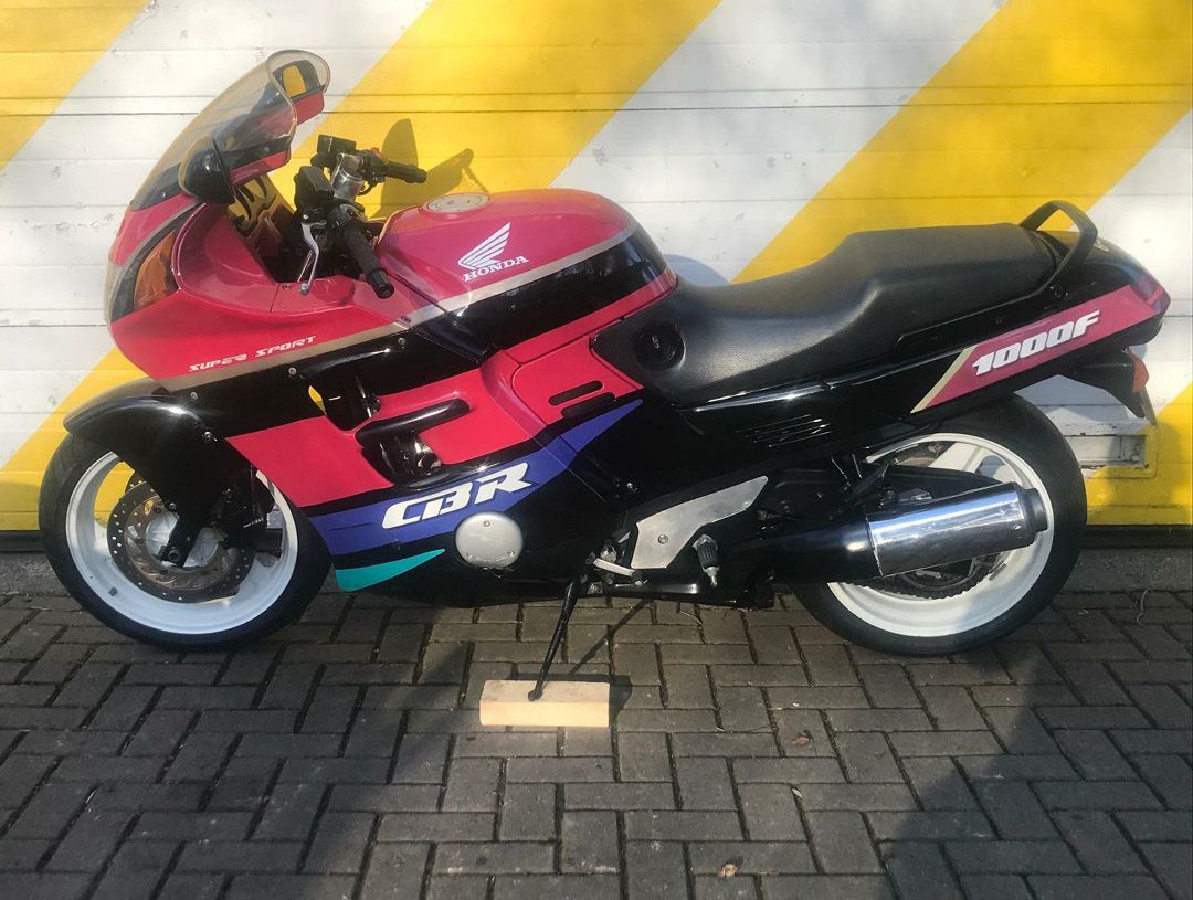 Honda CBR1000F Benetton