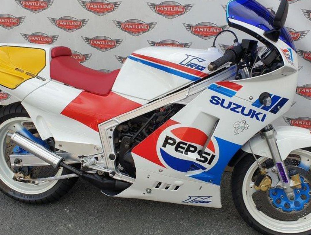 Pepsi Suzuki RG500 Kevin Schwantz right side