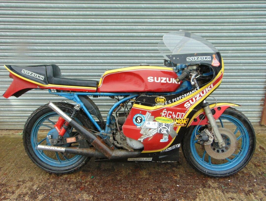 Suzuki GT380 barn find