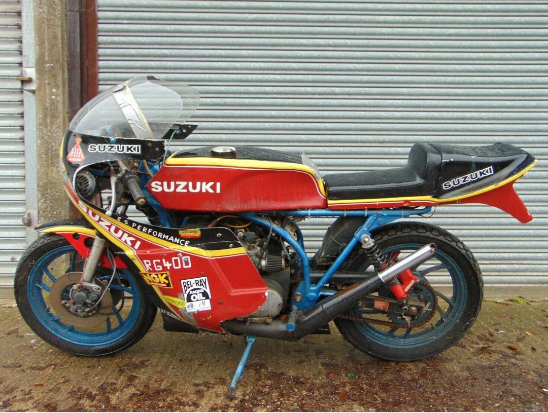 Suzuki GT380 barn find left side