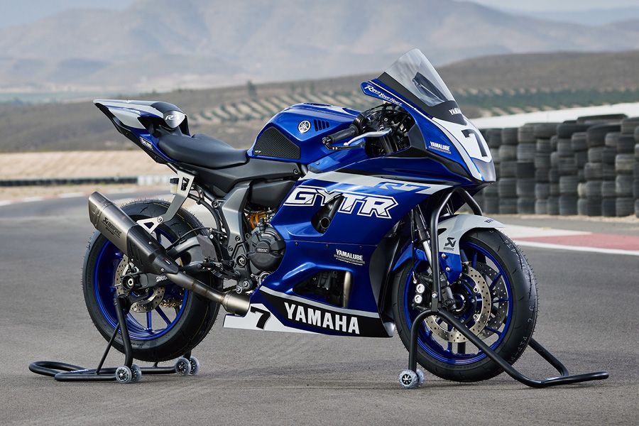 Yamaha YZF-R7 GYTR static 