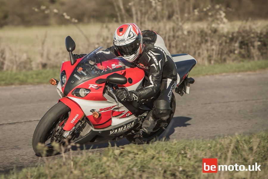 Yamaha R7 (OW-02) road cornering action Luke Brackenbury