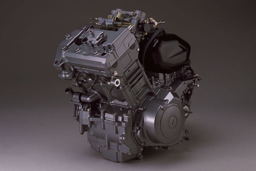Yamaha TDM900 engine